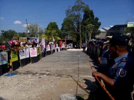 Kidapawan_barricade_march 31_2